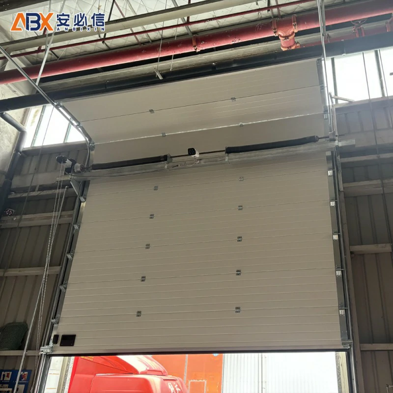 阿拉尔铝板提升门